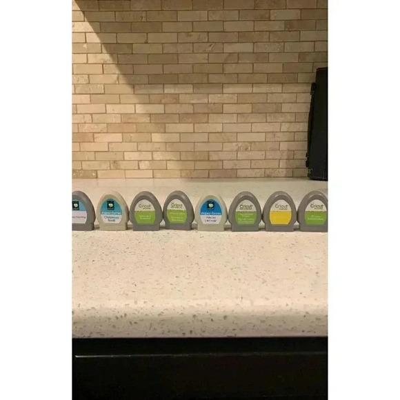 cricut mega bundle - Picture 10 of 12